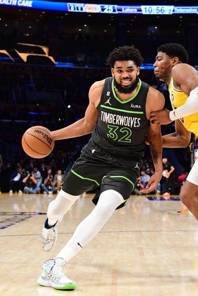 开云注册网址-下半场罚球3比17落后湖人？森林狼遭逆转难怪判罚